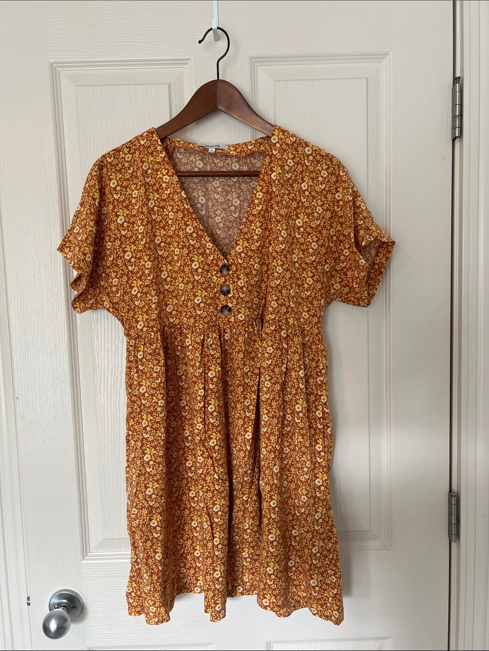 Madewell Women's Golden Yellow Floral V-Neck Button Babydoll Dress